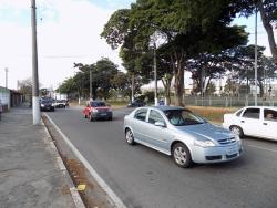 #21624 - Comercial para Locação em Jacareí - SP - 1