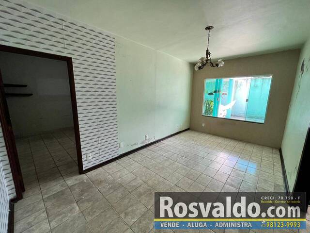 Casa para Venda em Jacareí - 3