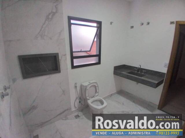 Alto Padrão para Venda em Jacareí - 4