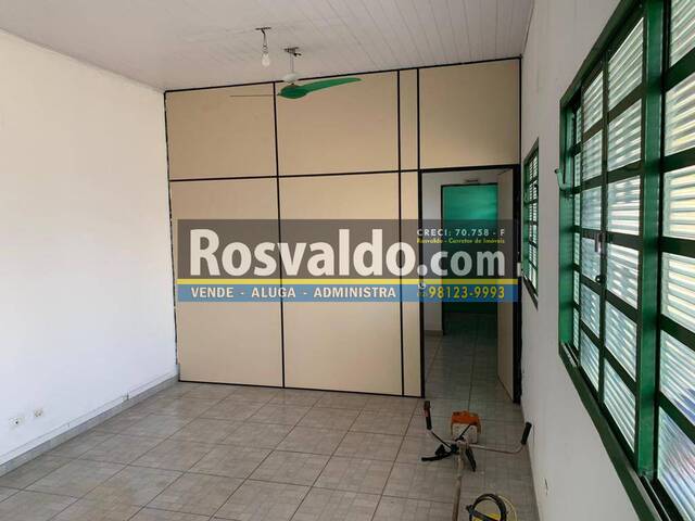 Galpão/Depósito/Armazém para Locação em Jacareí - 4