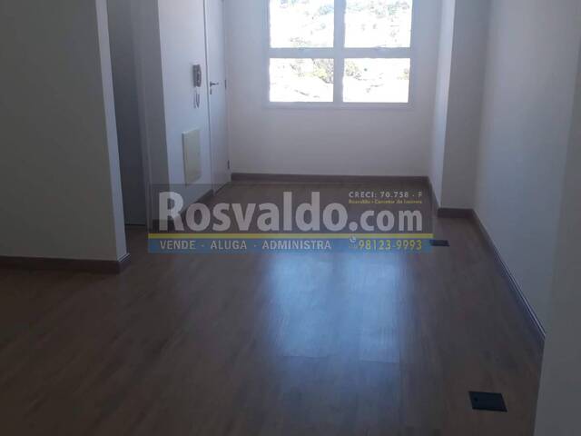 Sala para Venda em Jacareí - 4