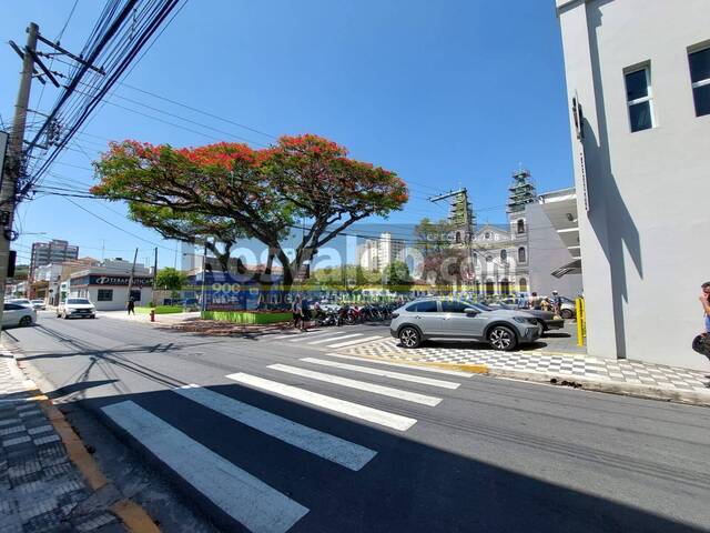 #22404 - Prédio comercial para Locação em Jacareí - SP