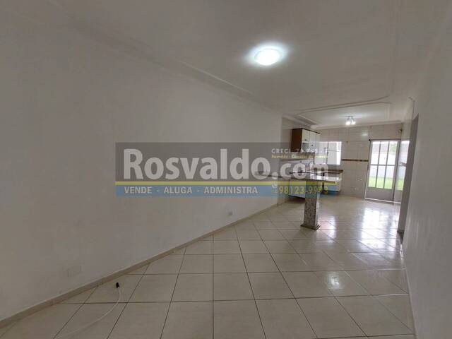 #22409 - Casa para Locação em Jacareí - SP - 2