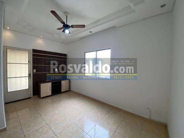 #22647 - Casa em condomínio para Venda em Jacareí - SP - 2