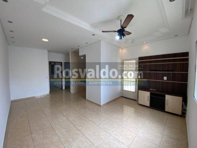 Venda em Bairro do Colonia - Jacareí