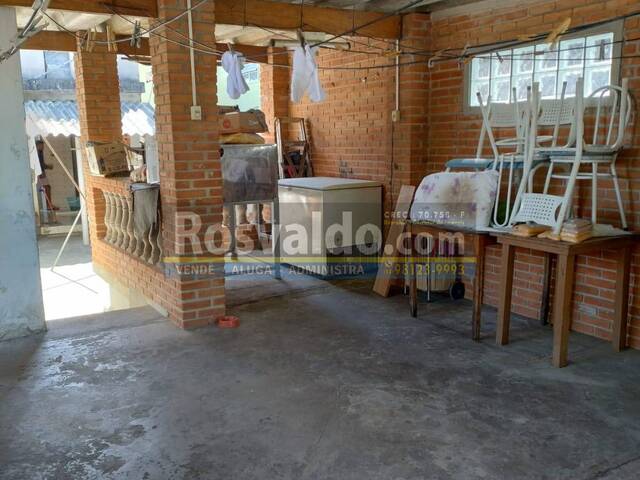 Casa para Venda em São José dos Campos - 4